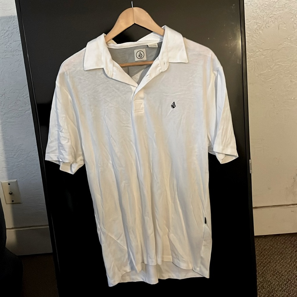 Very nice men’s white button shirt, size L